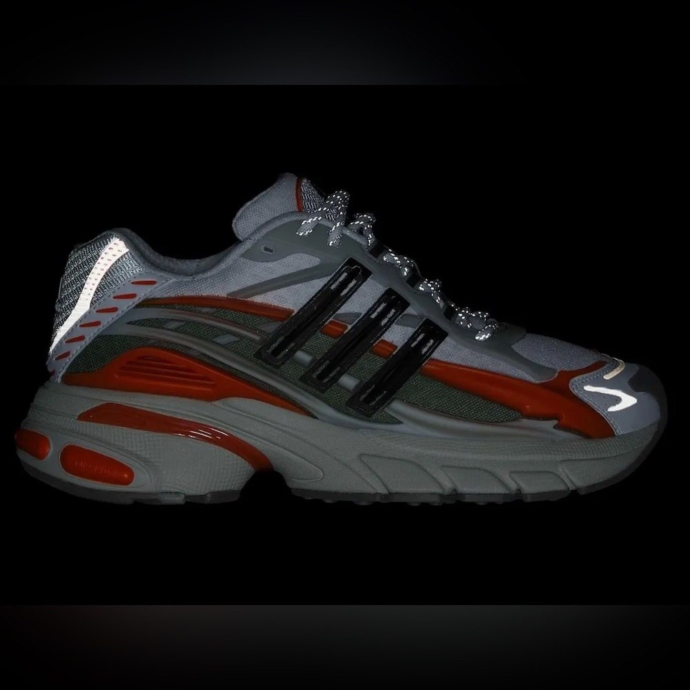 Pharrell Williams x Adidas Adistar Jellyfish Sneakers – Brand New - Picture 10 of 11